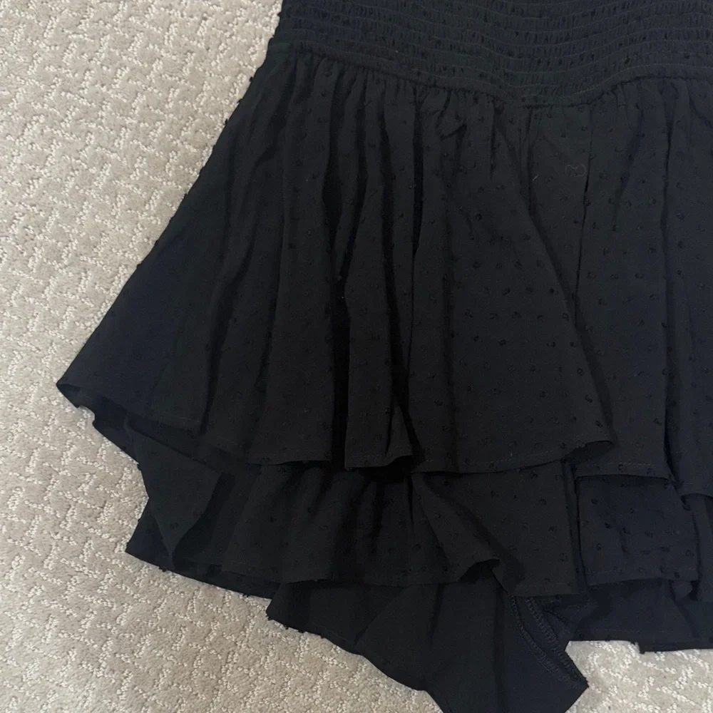 Urban Outfitters Black Ruffled Short Jumpsuit - Picture 3 of 4